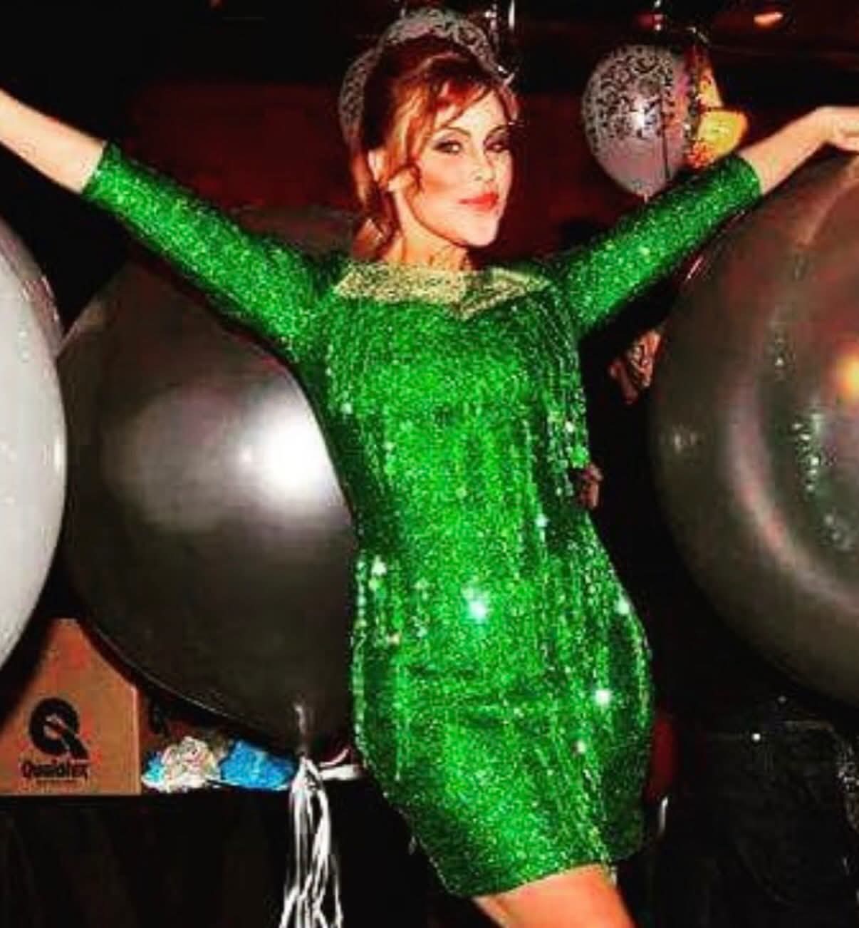 Green sequins, big night